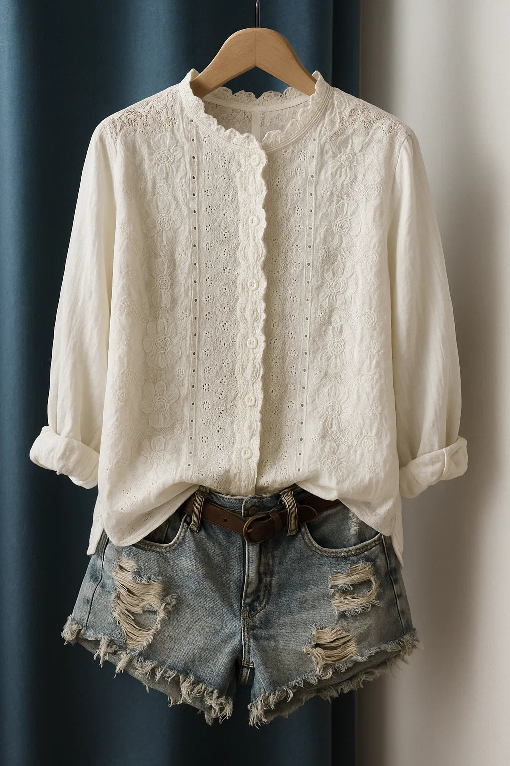 Clair de Lune | Broderet bluse